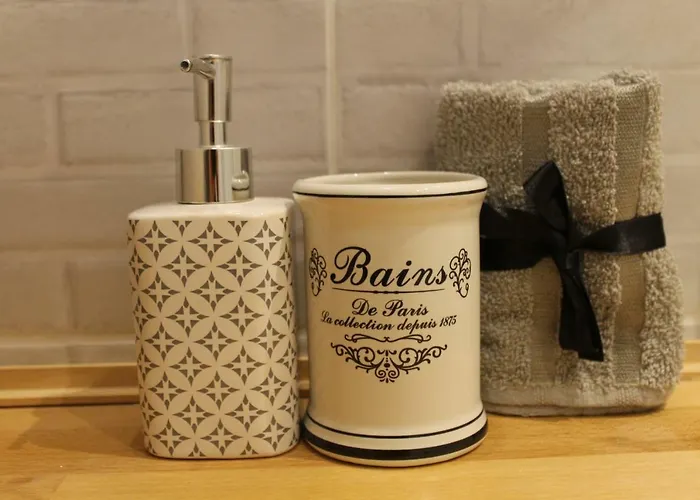 Kwaterka Familijna * شكلارسكا بوريبا